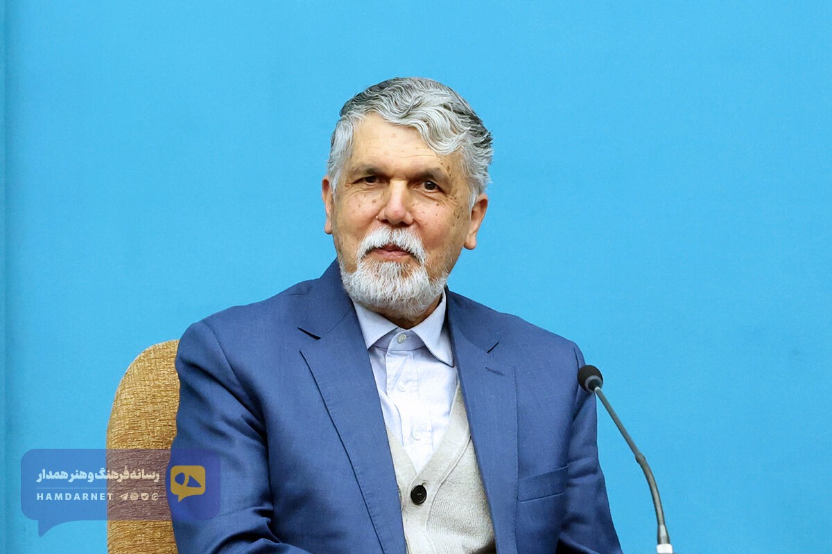 وزیر فرهنگ و‌ ارشاد اسلامی: بیش از ۱۰۰ نام‌آور ایرانی خارج از کشور را برای فراهم شدن زمینه بازگشت معرفی کردیم