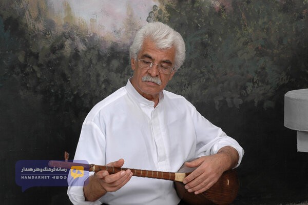 آموزشگاهم را تعطیل کردم و در خانه دخترم زندگی می‌کنم/ هیچ حمایتی از پیشکسوتان نمی‌شود!