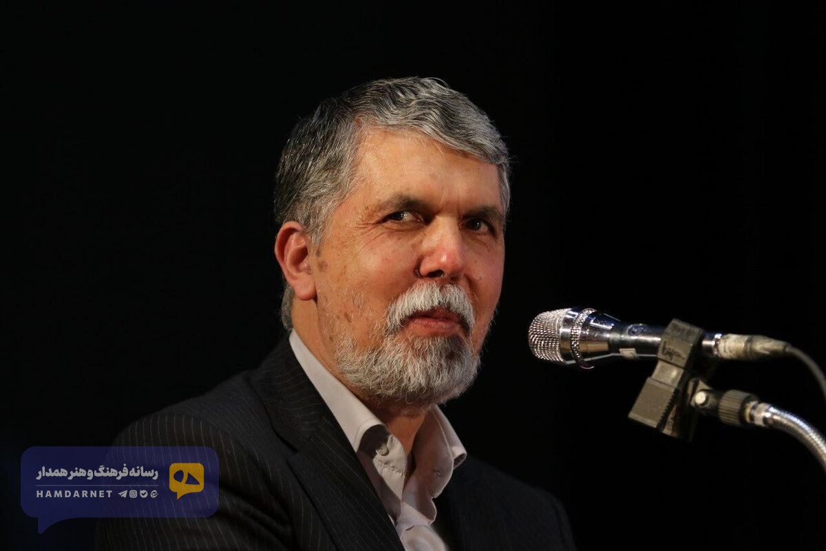 شاهد «مصادره مفاخر ایرانی» هستیم؛ باید پیش از آنکه دیر شود فعال‌تر عمل کنیم